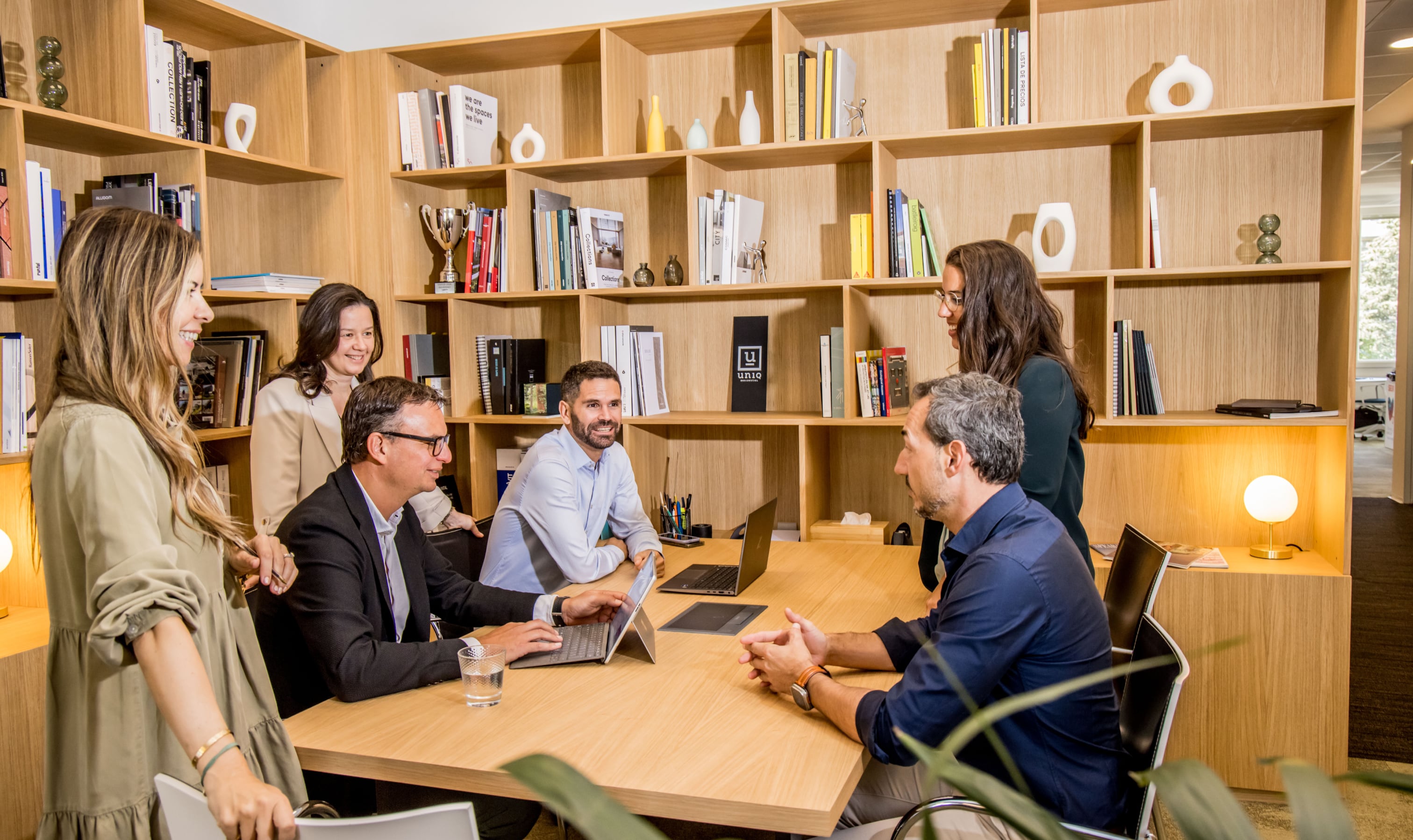 A passionate<br />
and energetic team